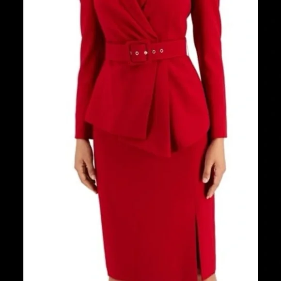 T Thari suit - Picture 2 of 3